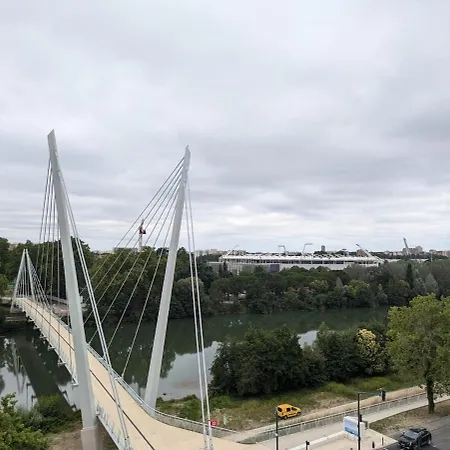 4-bedrooms With Terrace View, Subway, Stadium, 2 Parkings Toulouse